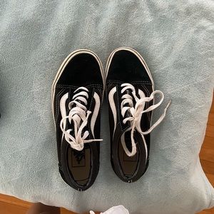 Vans Old Skool Sneakers